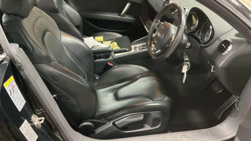 AUDI TT