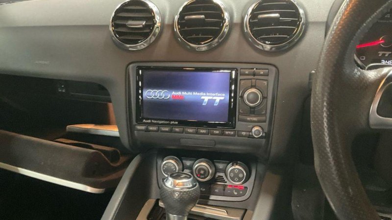 AUDI TT