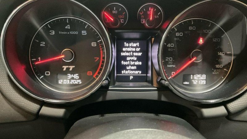 AUDI TT