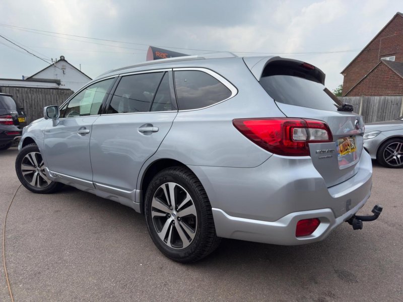 SUBARU OUTBACK