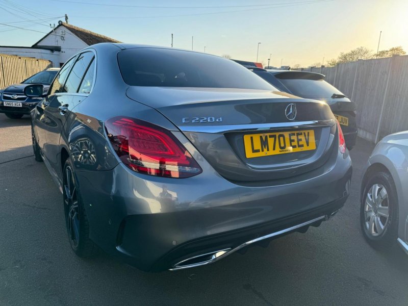 MERCEDES-BENZ C CLASS