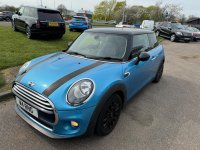 MINI HATCH